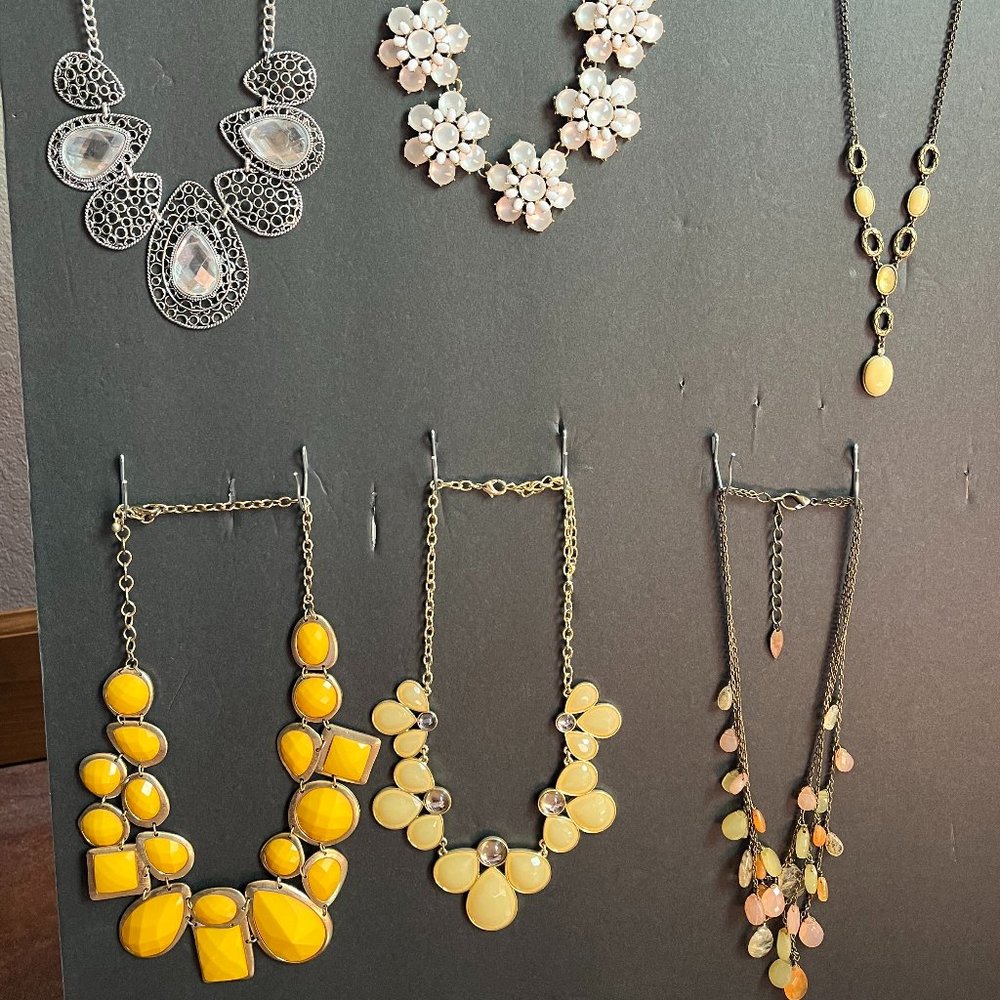 6 Statement Necklaces (Lot) - image 1